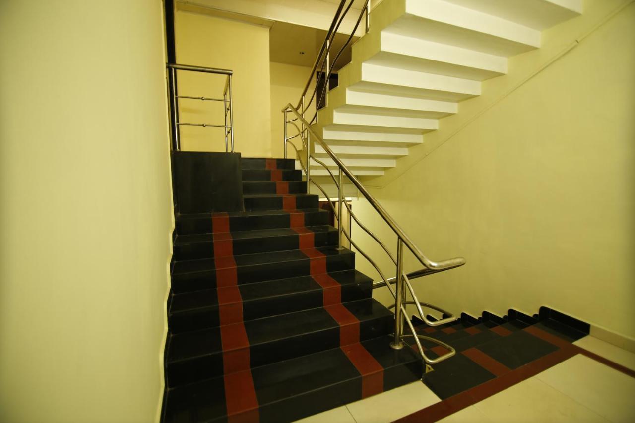 Del-679 Hotel Munnar Exterior photo