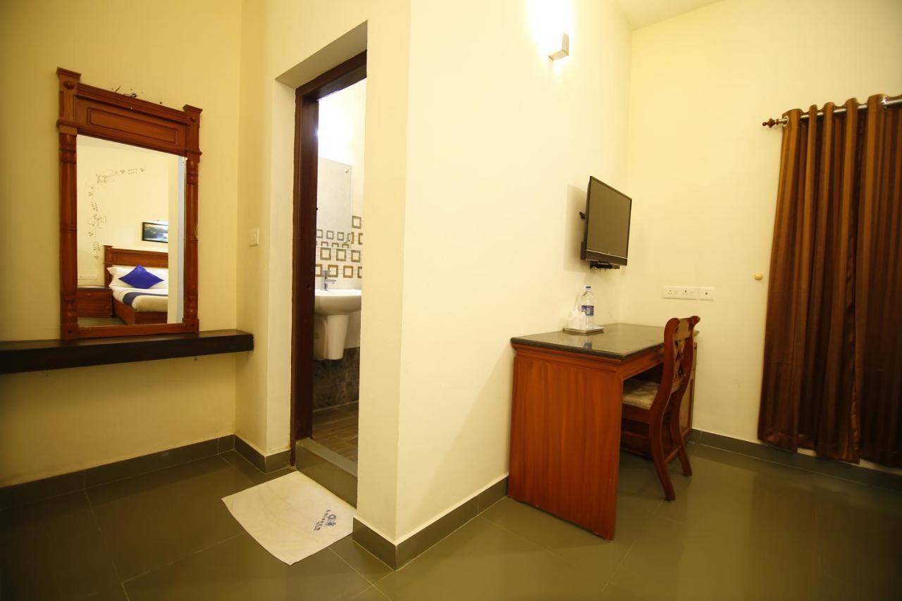 Del-679 Hotel Munnar Exterior photo